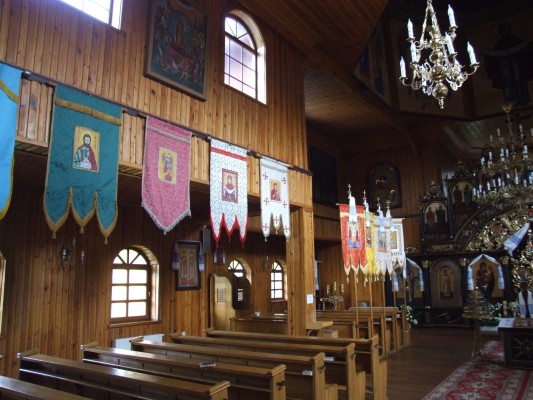 8521  Komańcza – řeckokatolický kostel Ochrany Nejsvětější Panny Marie